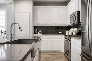 712 Llano Falls Dr, McKinney, TX 75071 - Photo 6