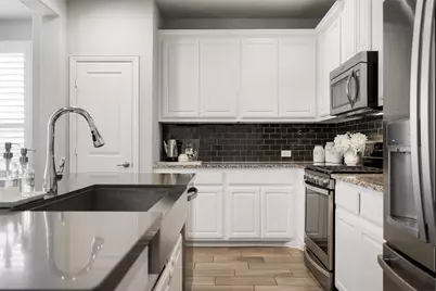 712 Llano Falls Drive, McKinney, TX 75071 - Photo 8