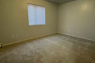 738 E Oates Rd, Garland, TX 75043 - Photo 14