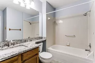 17 Abbey Rd, Euless, TX 76039 - Photo 16