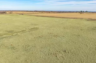 2832 Campbell Rd, Tolar, TX 76476 - Photo 6