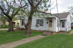 1112 Dumane St, Dallas, TX 75211 - Photo 1