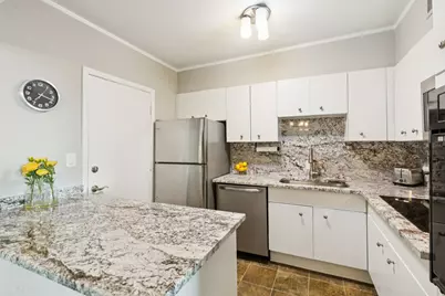 3701 Turtle Creek Boulevard #8H, Dallas, TX 75219 - Photo 4