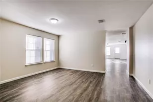 14816 S Spring Ridge Cir, Balch Springs, TX 75180 - Photo 6