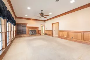 3906 Castle Dr, Rowlett, TX 75089 - Photo 10