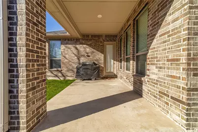7905 Lewisville Lane, McKinney, TX 75071 - Photo 32