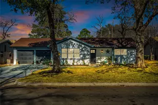 1612 Tyler Ave, Euless, TX 76040 - Photo 28