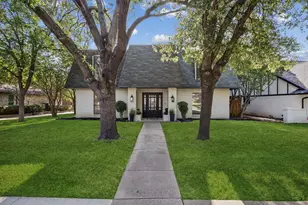 9310 Mill Hollow Dr, Dallas, TX 75243 - Photo 2