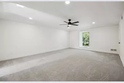 9310 Mill Hollow Drive, Dallas, TX 75243 - Photo 24