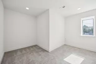 9310 Mill Hollow Dr, Dallas, TX 75243 - Photo 22