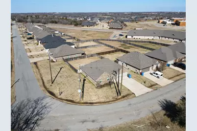 2303 Norwood Street, Sherman, TX 75092 - Photo 2