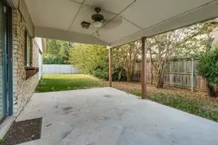 830 Meadowlark Dr, Lewisville, TX 75067 - Photo 2