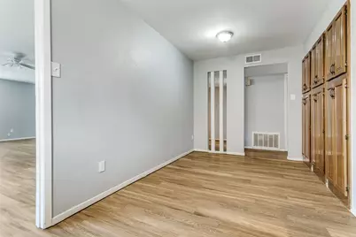 830 Meadowlark Drive, Lewisville, TX 75067 - Photo 14