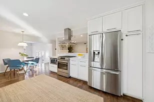 10021 Lanshire Dr, Dallas, TX 75238 - Photo 12