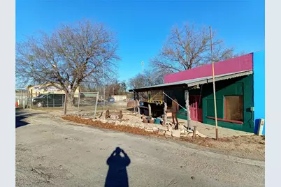 305 E Tx.22, Meridian, TX 76665 - Photo 1