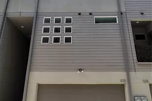 1225 Hyde Ct, Dallas, TX 75215 - Photo 2