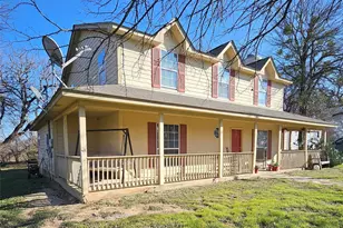 1006 East Dr, Lake Bridgeport, TX 76426 - Photo 2