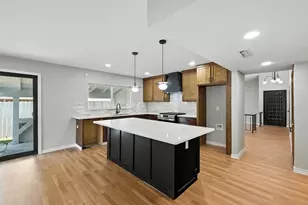 2801 Ashglen Dr, Garland, TX 75043 - Photo 6