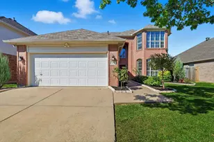 10009 Jessica St, Fort Worth, TX 76244 - Photo 2