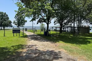 166 Ocean Dr, Gun Barrel City, TX 75156 - Photo 30