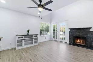 3101 Sondra Dr, Fort Worth, TX 76107 - Photo 2