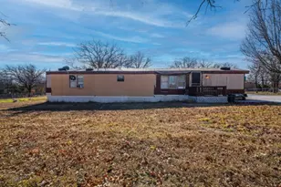 2811 Old Mineral Wells Hwy, Weatherford, TX 76088 - Photo 30