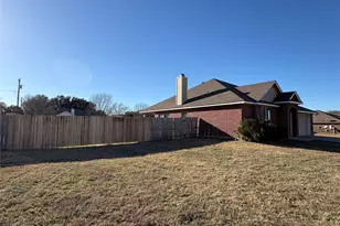 163 Milky Way, Bruceville, TX 76630 - Photo 2