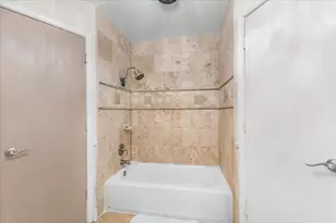 4704 Burning Springs Dr, Arlington, TX 76017 - Photo 22