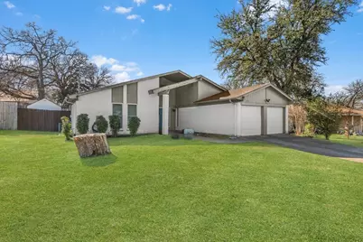 4704 Burning Springs Drive, Arlington, TX 76017 - Photo 36