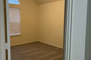 1124 Miramar Ave, DeSoto, TX 75115 - Photo 14