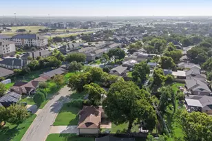 404 E Alexander Ln, Euless, TX 76040 - Photo 24