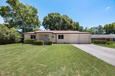 404 E Alexander Lane, Euless, TX 76040 - Photo 2