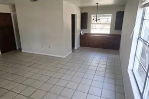 217 Griffith Dr, Rockport, TX 78382 - Photo 6