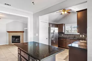 315 Gilbert Rd, Irving, TX 75061 - Photo 6