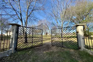 28296 Spring Valley Dr, Kemp, TX 75143 - Photo 14