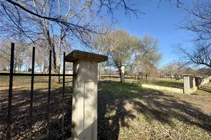 28296 Spring Valley Dr, Kemp, TX 75143 - Photo 12