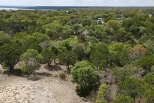 3027 Hillside Ct, Whitney, TX 76692 - Photo 1