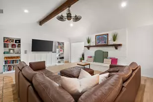 4508 Hillside Dr, Arlington, TX 76013 - Photo 14