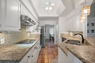 4508 Hillside Dr, Arlington, TX 76013 - Photo 10