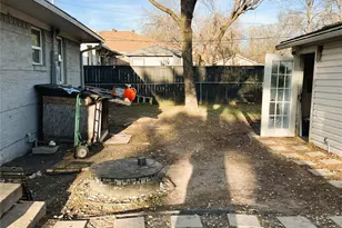 1304 Juanita St, Mesquite, TX 75149 - Photo 4