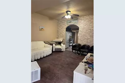 2717 Avenue I, Fort Worth, TX 76105 - Photo 6