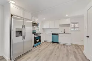 303 W Broad St, Mansfield, TX 76063 - Photo 8