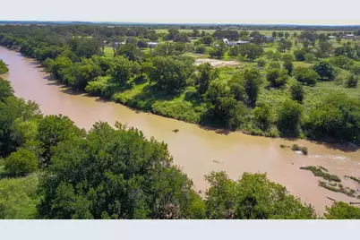 410 County Road 433, Mullin, TX 76864 - Photo 1