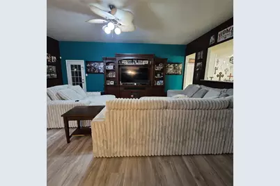 212 Druse Lane, Jarrell, TX 76537 - Photo 2