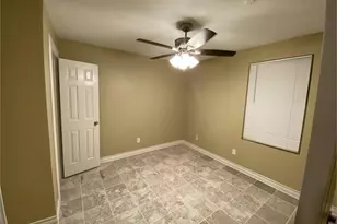 513 Paddle Dr, Crowley, TX 76036 - Photo 12