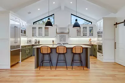 8722 Forest Hills Boulevard, Dallas, TX 75218 - Photo 4