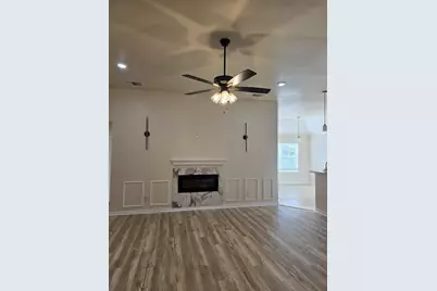 9400 Claudia Drive, Fort Worth, TX 76134 - Photo 2