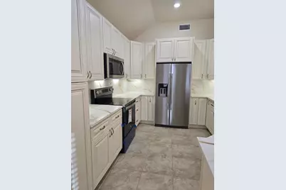 9400 Claudia Drive, Fort Worth, TX 76134 - Photo 14