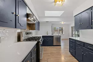 10510 Gooding Dr, Dallas, TX 75229 - Photo 1