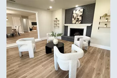 1620 Valleycrest Lane, Carrollton, TX 75006 - Photo 4